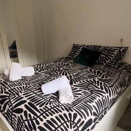 Lovely Rooms En Piso Compartido Севилья Экстерьер фото